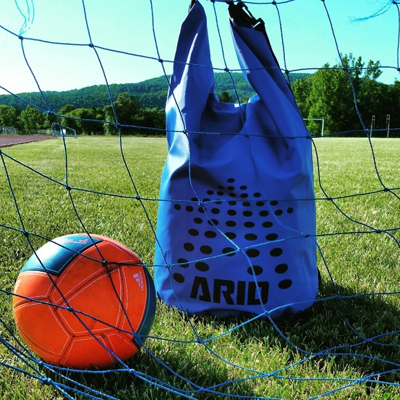 Waterproof Sports Bag - Picture 6 of 7